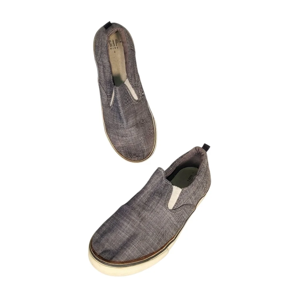 Gap Boys Gray Slip On Casual Sneaker Size 4